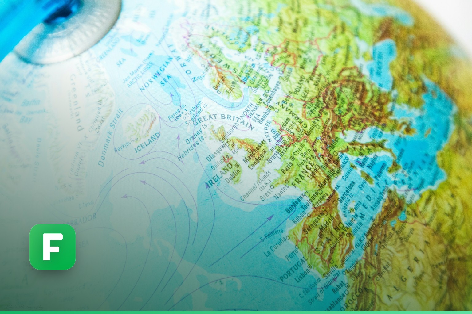 A Shopify merchant's guide to going cross-border in CEE: feeds, currencies and trust badges